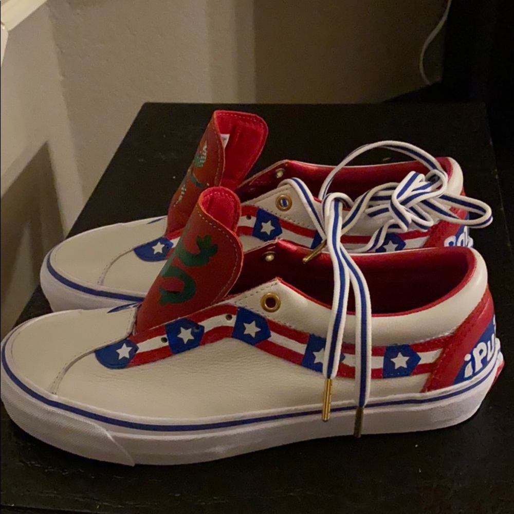 Custom designed Puerto Rican Vans - Picture 6 of 6